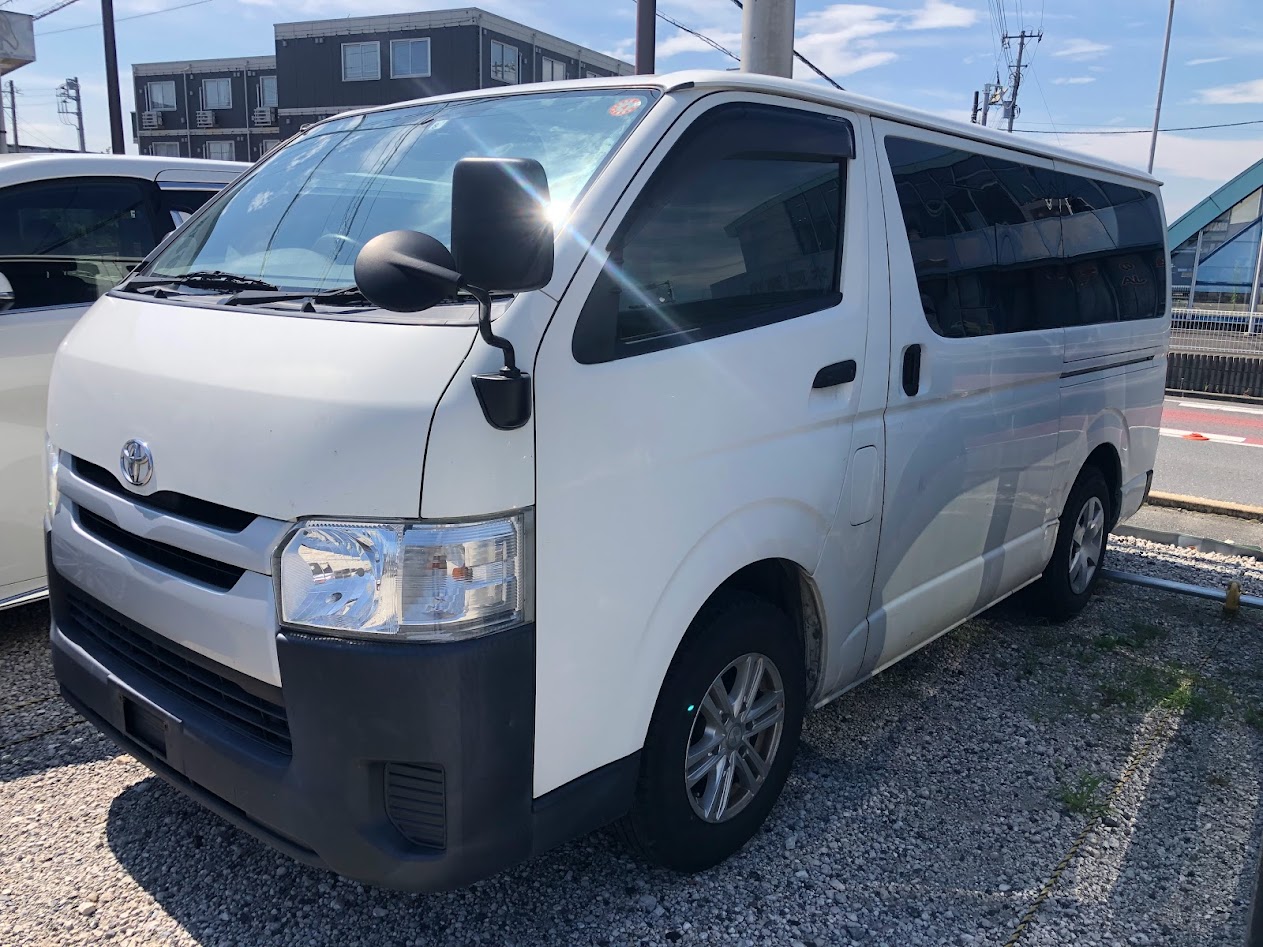 トヨタ ハイエース