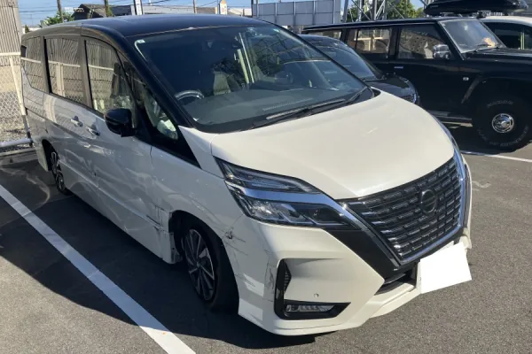 日産 セレナ