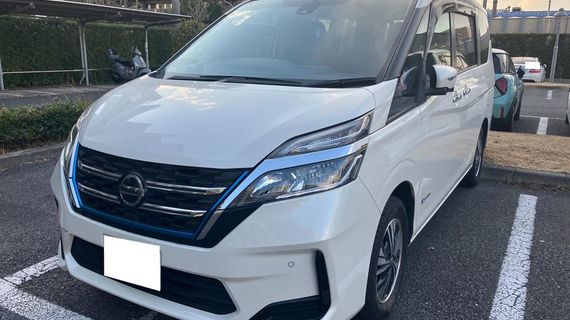 2026年9月_神奈川県_日産_セレナ_2020年式_28000km_200万円の買取実績