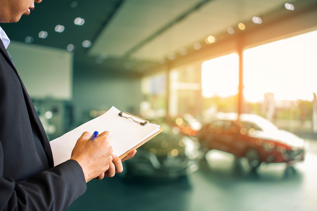 新車の初回車検を受けるならディーラー車検と民間車検 どっちがいい 株式会社はなまる