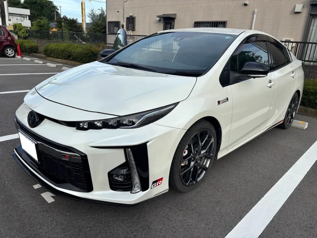 プリウス2018GR | 車買取のソコカラ