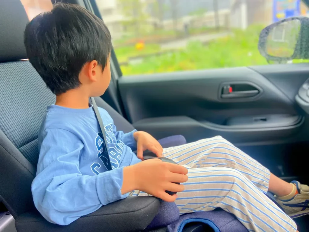 ジュニアシート何歳