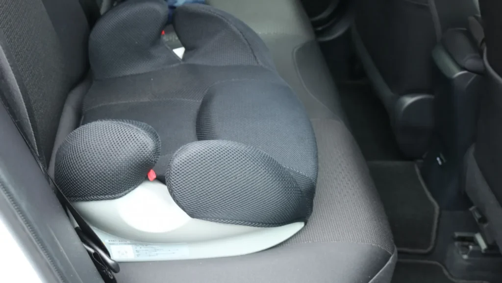 ジュニアシート何歳