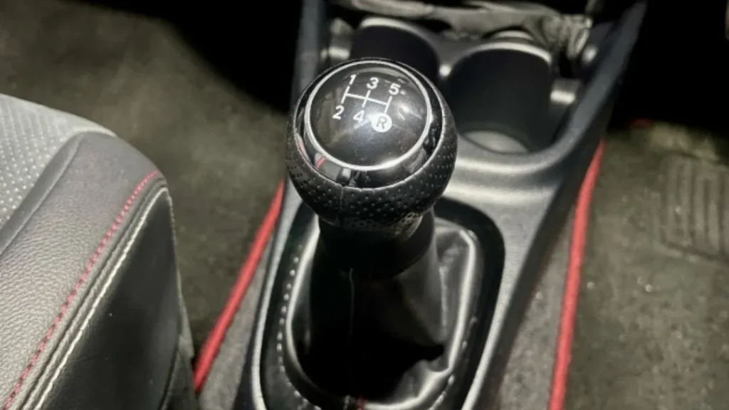 ギア | 車買取のソコカラ 限定解除できる免許の種類にはどんなものがある?