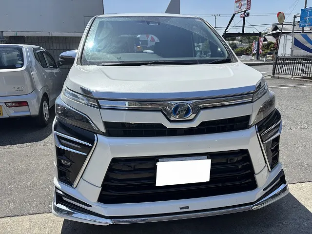 トヨタヴォクシーハイブリッド(令和2年/2020年)189,465km兵庫県川西市の買取実績45911|車買取はソコカラ