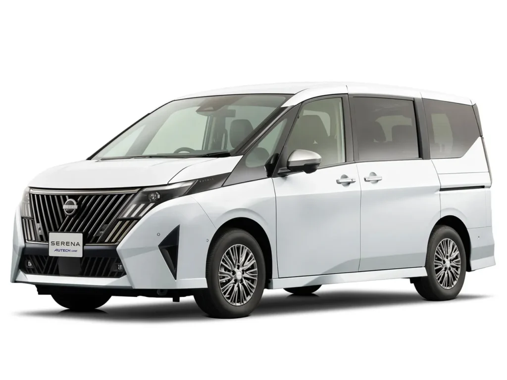 日産セレナ2022年