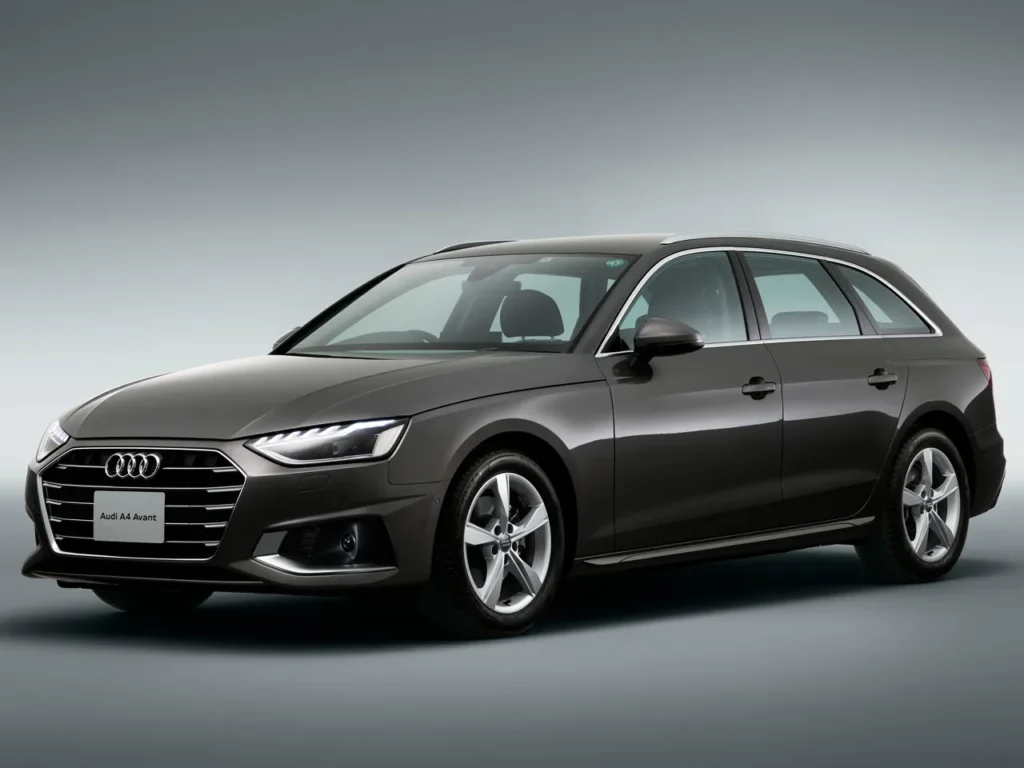 アウディA4