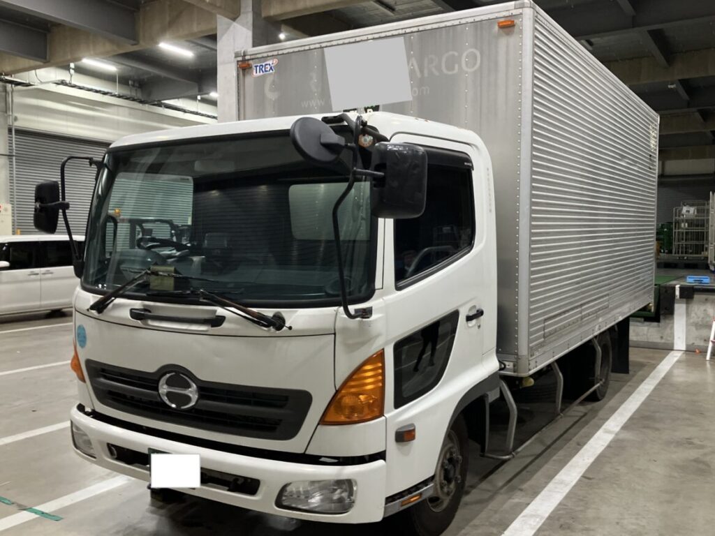 日野 レンジャー（アルミバン）_2004年式・513,360km