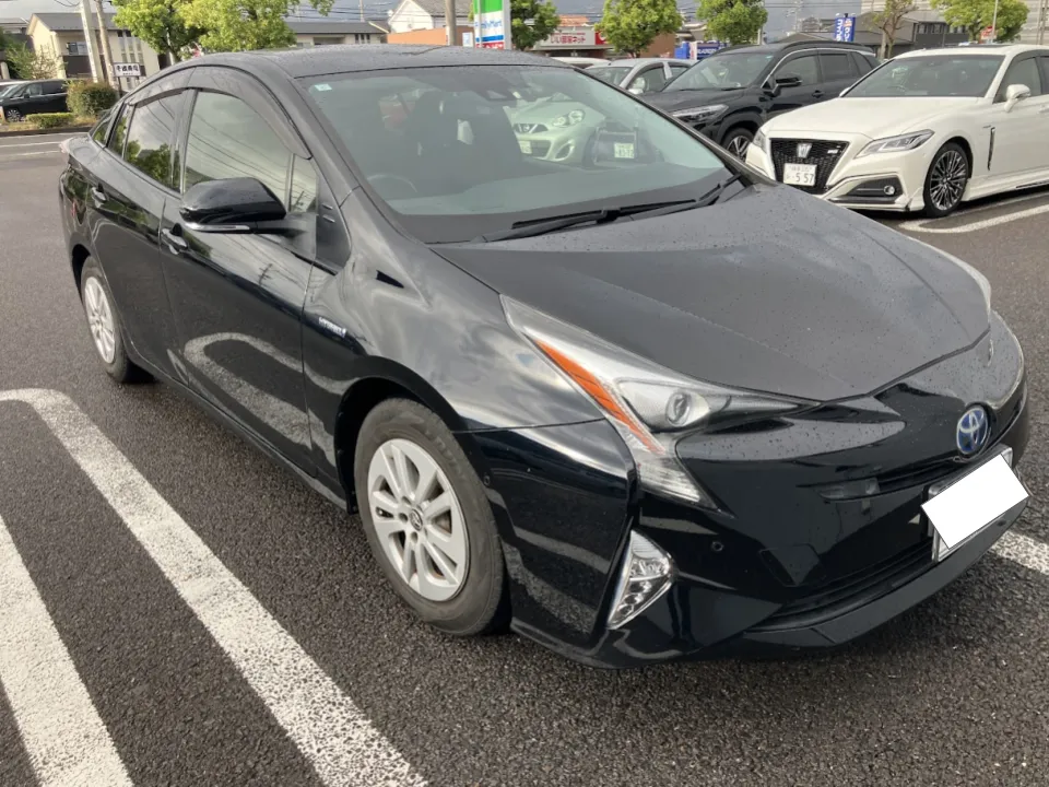 プリウス2017年式買取事例 2 | 車買取のソコカラ プリウス2017年式買取事例 2