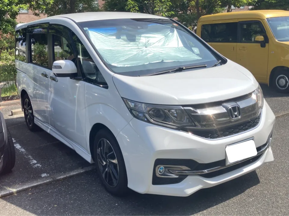 ステップワゴンスパーダ2015年式 | 車買取のソコカラ ソコカラで買取したステップワゴンスパーダ2015年式の写真