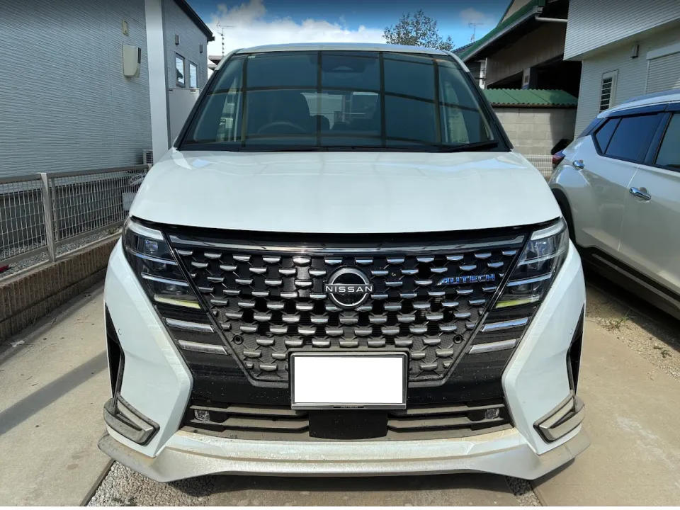 セレナオーテック水没車の買取事例画像