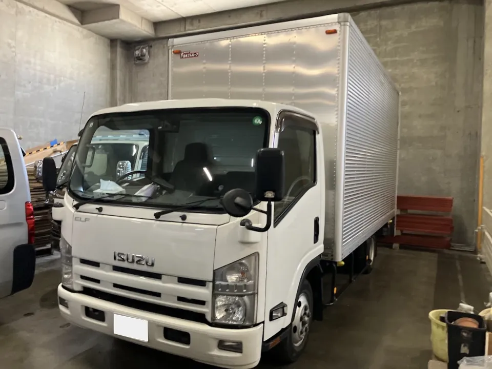エルフ2014年式買取事例 | 車買取のソコカラ ソコカラで買取したエルフ2014年式買取事例