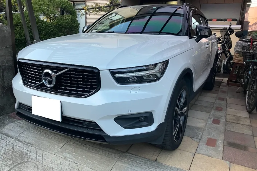ボルボ_XC40_2019_44000