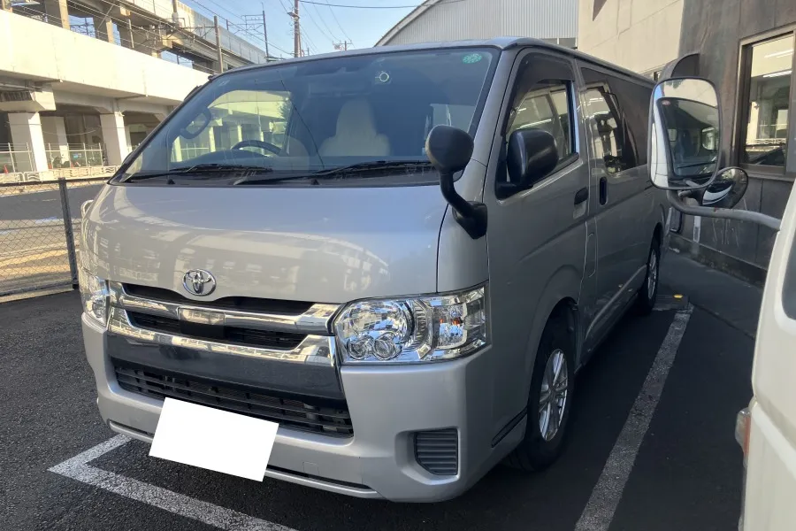トヨタ_ハイエースバン_2019_47466
