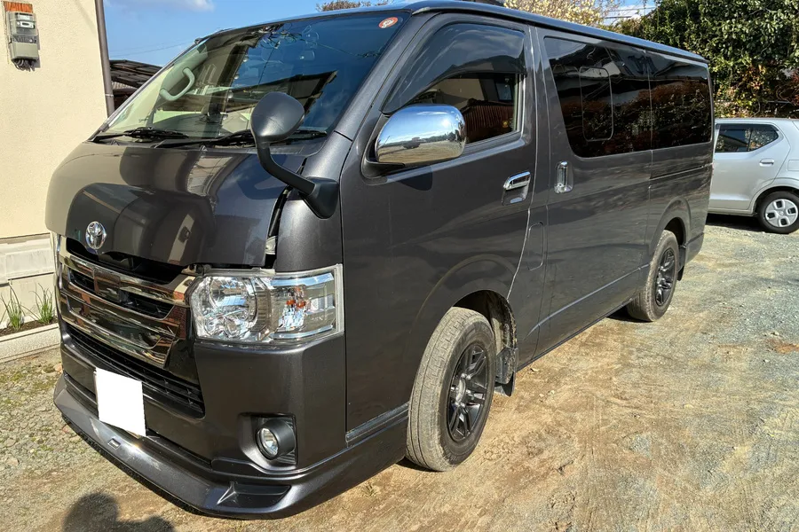 トヨタ_ハイエースバン_20260910_423793