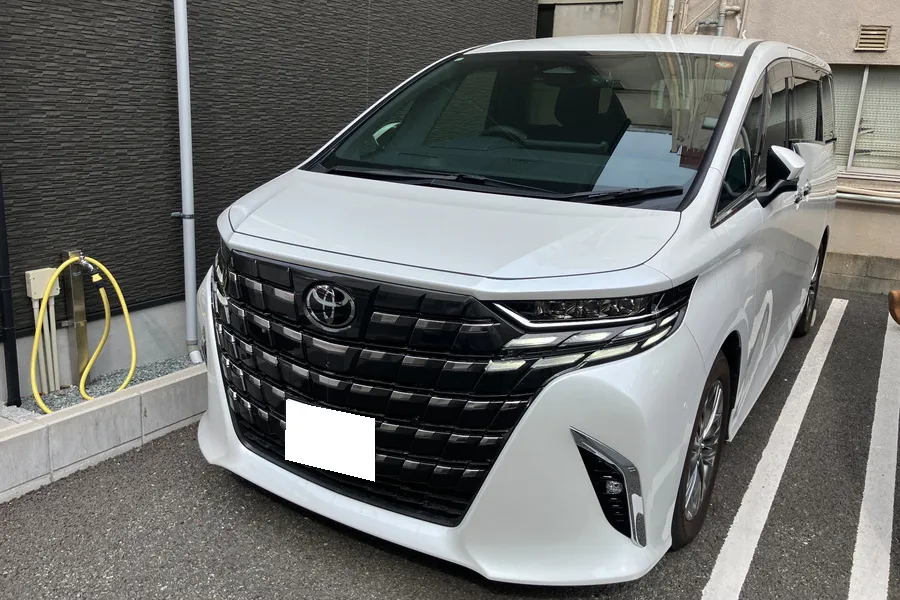 トヨタ_アルファード_20260910_424590