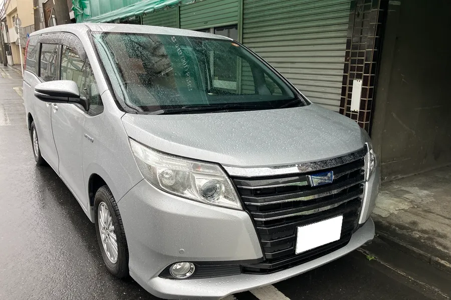 トヨタ_ノア ハイブリッド_20260910_432482