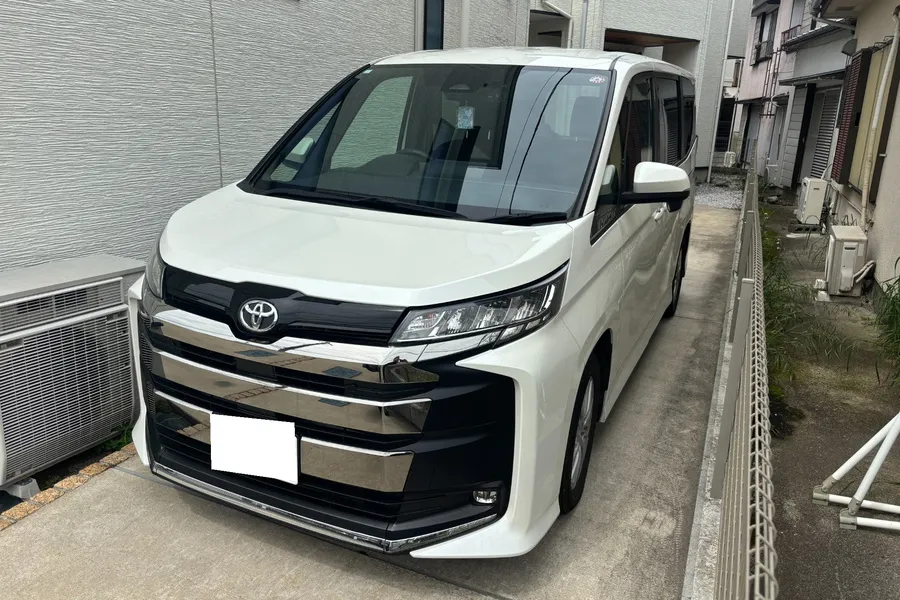 トヨタ_ノア_20260917_442055