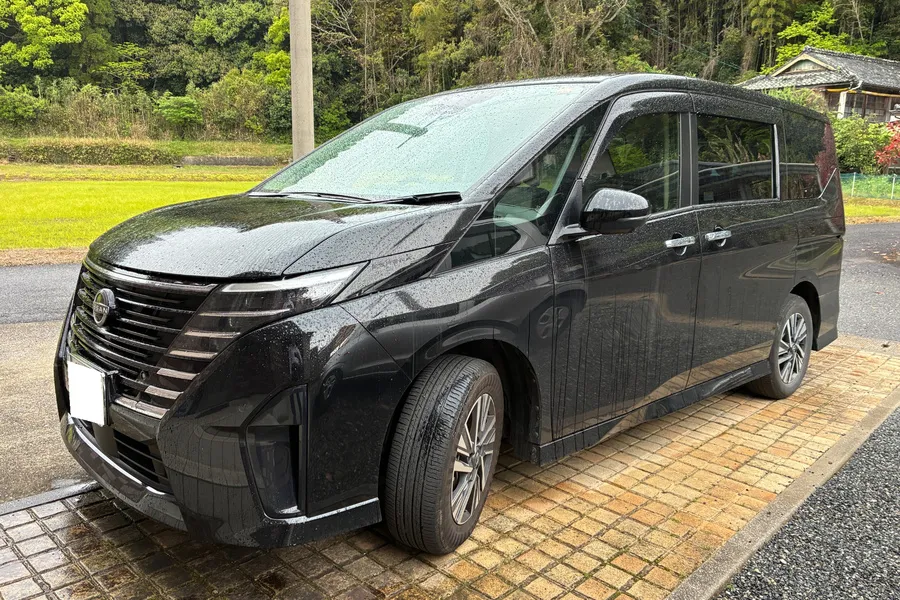 日産_セレナ_20260917_442473