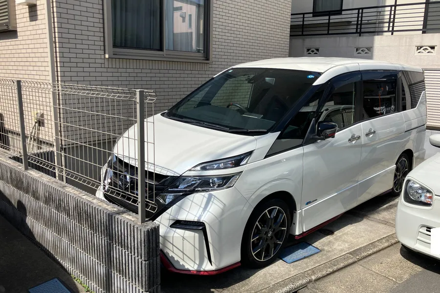 日産_セレナ_20260917_443895