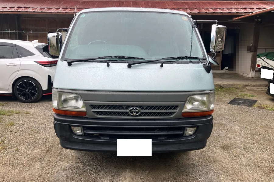 トヨタ_ハイエースバン_20260917_448874