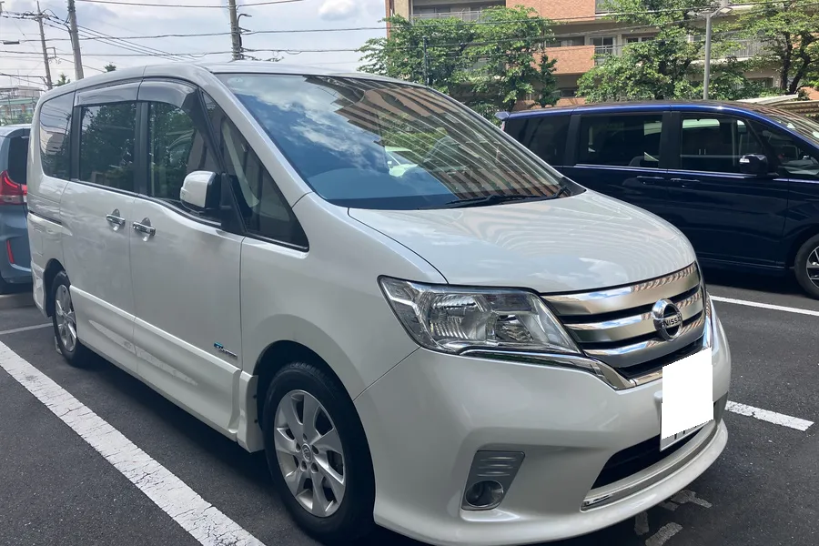日産_セレナ_20260917_456429