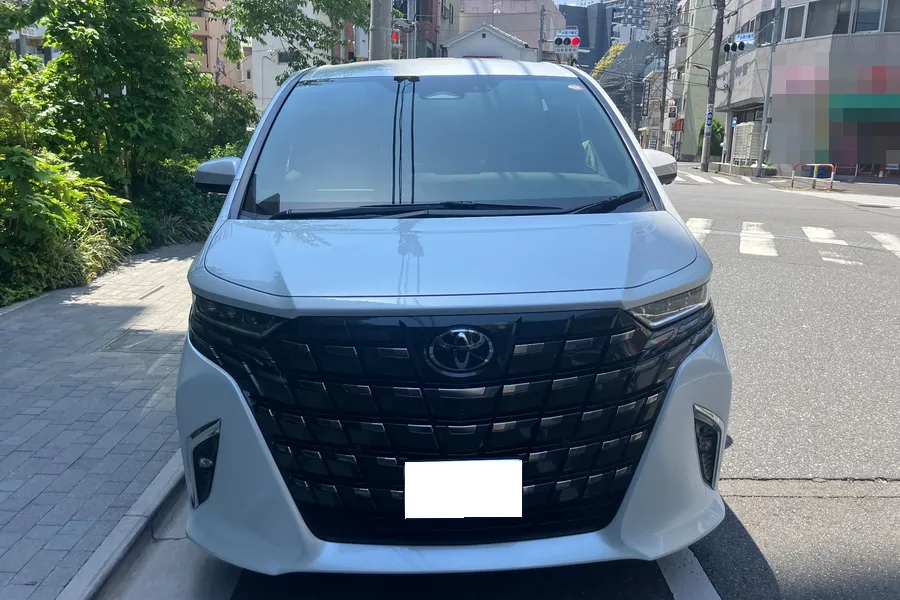 トヨタ_アルファード_20260917_456643