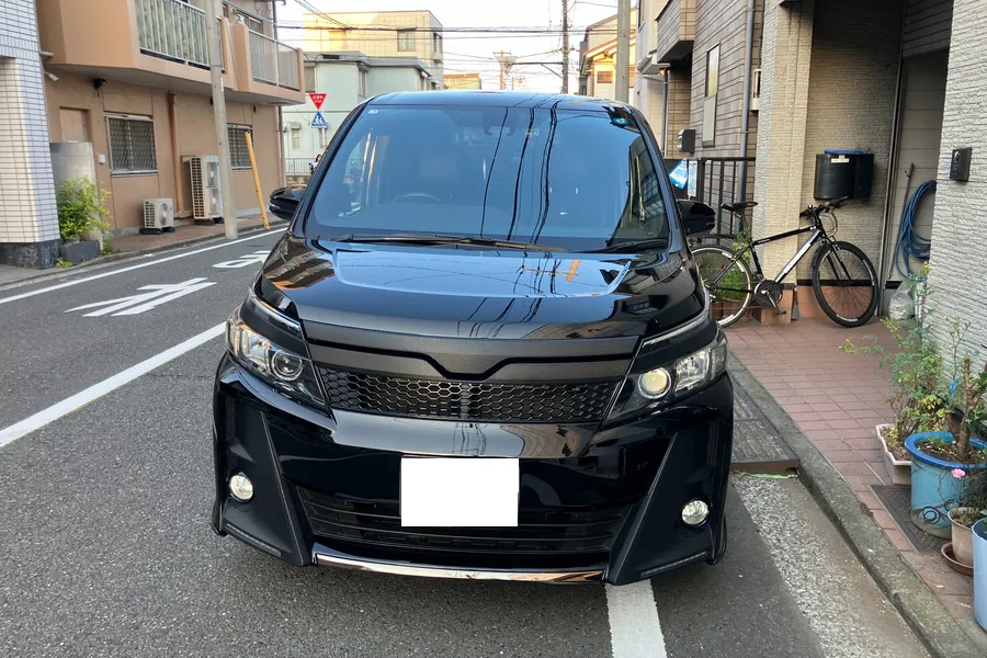 トヨタ_ヴォクシー_20260917_457665