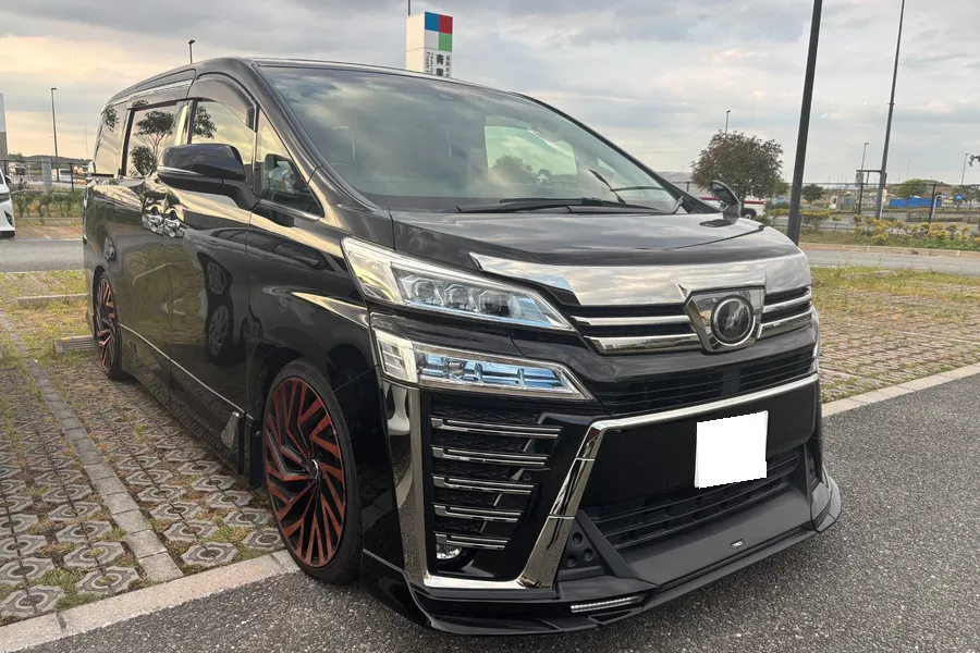 トヨタ_ヴェルファイア_20261007_464863