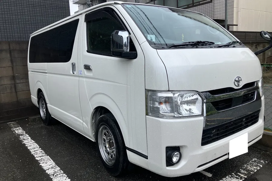 トヨタ_ハイエースバン_20261007_469325
