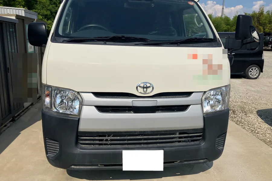 トヨタ_ハイエースバン_20261007_476121