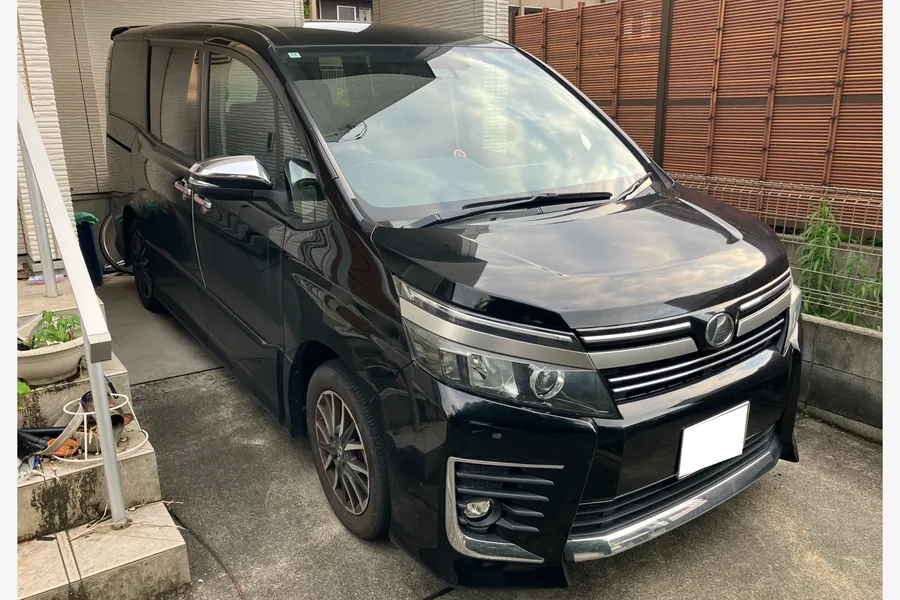 トヨタ_ヴォクシー_20261007_481748