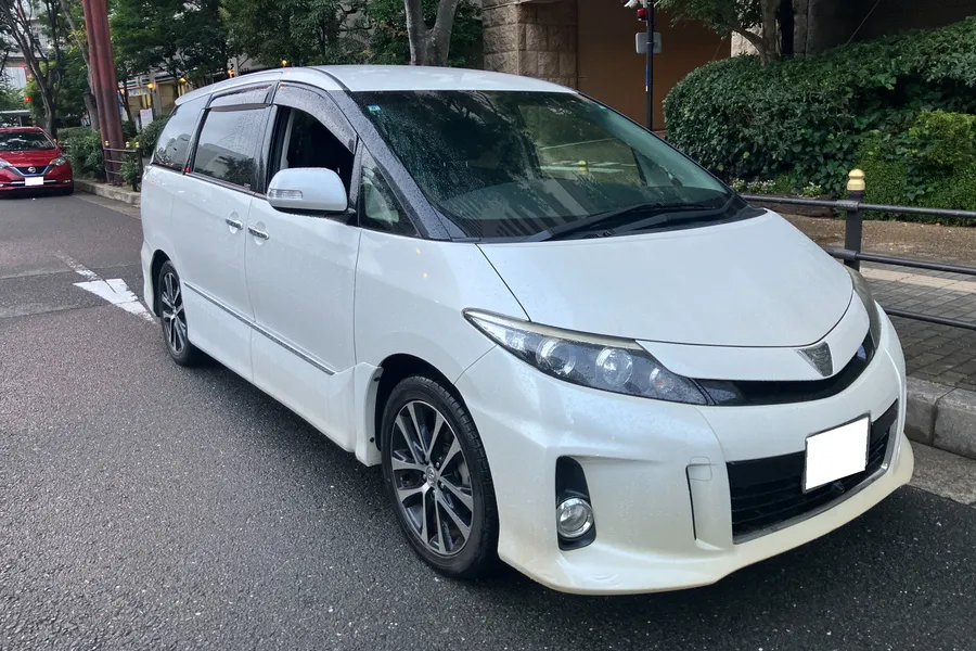 トヨタ_エスティマ_20261007_488499